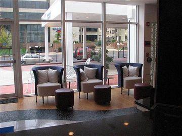 Express West End By Ihg St. Louis