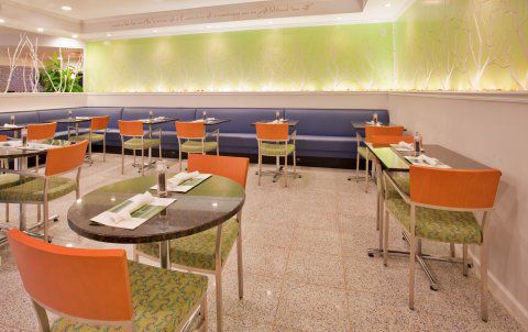 Express West End By Ihg Hotel 3*
